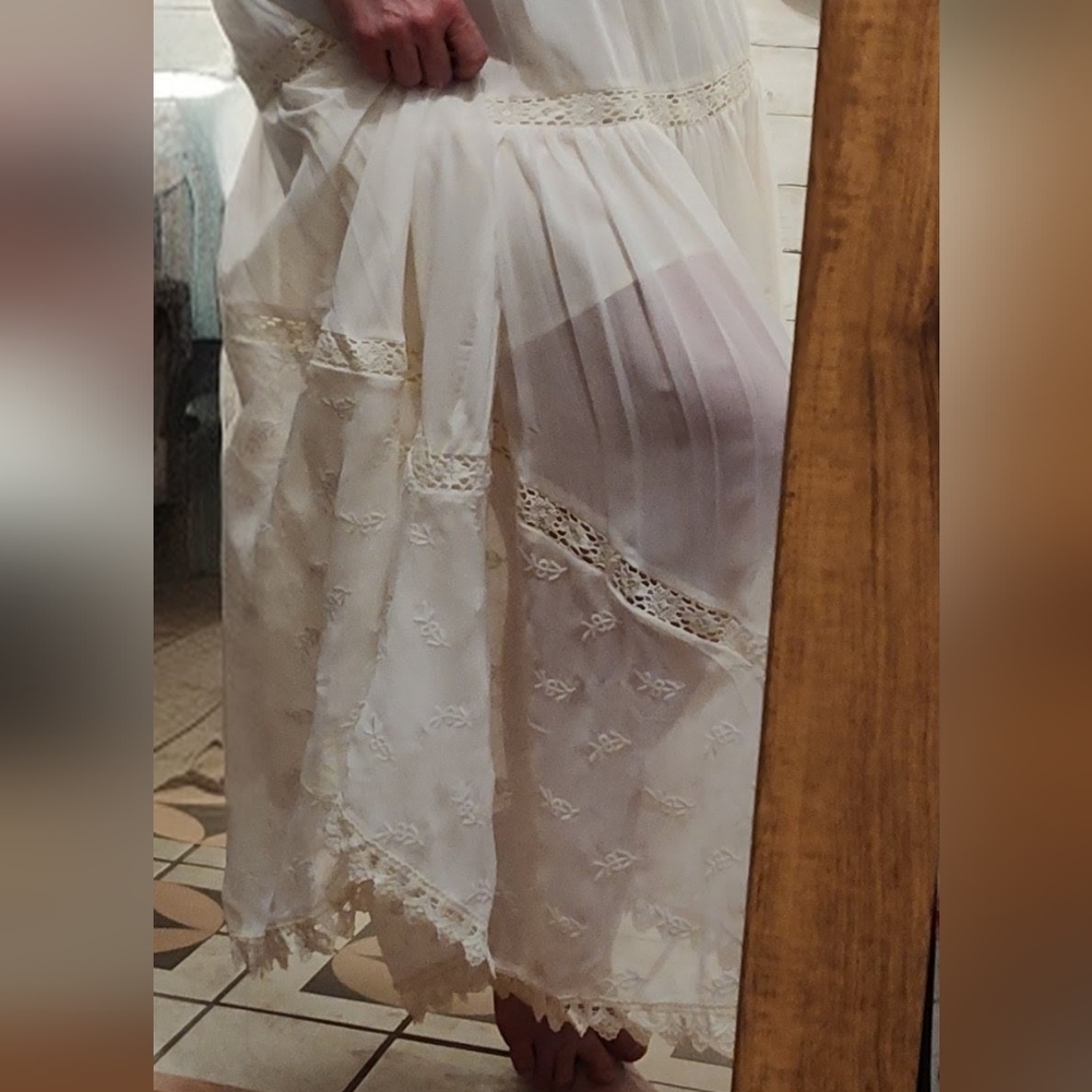 Elegant Cream Lace Maxi Overall Dress ♥️ NWOT - Picture 4 of 10